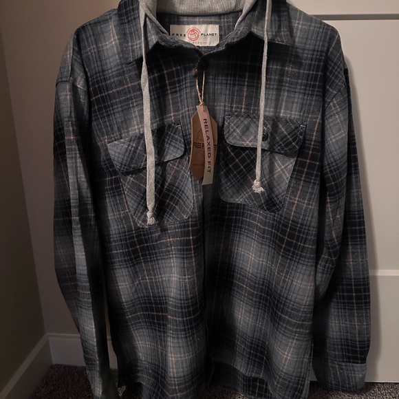 Free Planet men's hooded shirt - Picture 5 of 14